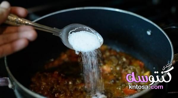 كيف اسحب الملح من الاكل,كيفية معالجة الاكل المالح,نزع الملح من الطعام,طرق سهلة لتخفيف ملوحة الطعام kntosa.com_12_18_154