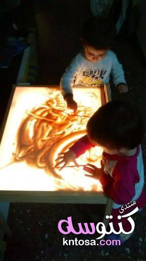 اعمال فنية بالرمل للاطفال,طريقة الرسم بالرمل,الرسم بالرمال ينمي مهارات الأطفال kntosa.com_13_19_155