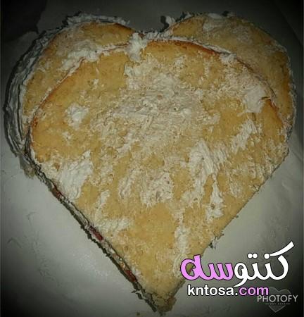 طريقة عمل تورتة عيد الحب،طريقة عمل تورته عيد الحب الفلانتين Valentine Cake،طريقة تحضير تورتة الحب kntosa.com_14_20_158