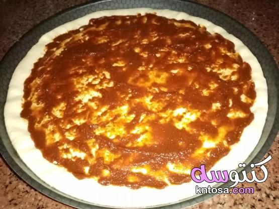 طريقة عمل البيتزا بالموزاريلا و السلامي،طريقة عمل بيتزا السلامي الشهية - البيتزا - مطبخ كنتوسه kntosa.com_19_20_160