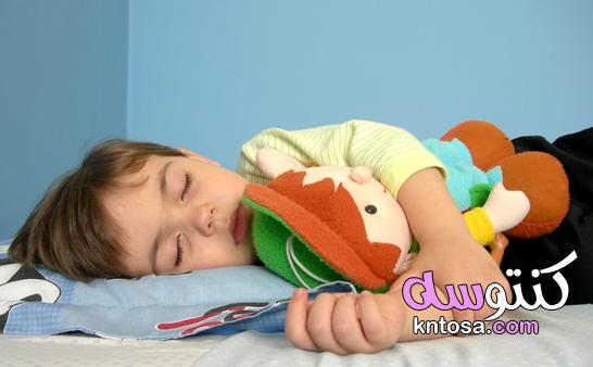 اسباب عدم نوم الطفل عمر سنتين,اهمية عدم نوم الطفل خلال بعد بلوغه عامين kntosa.com_20_19_156