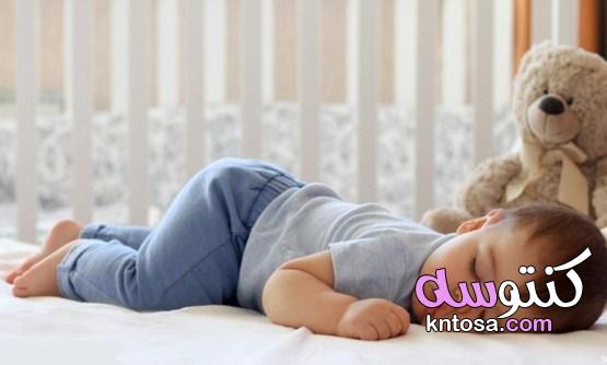 عدد ساعات نوم الرضيع الكافية له وأفضل الأوقات لذلك kntosa.com_21_21_161