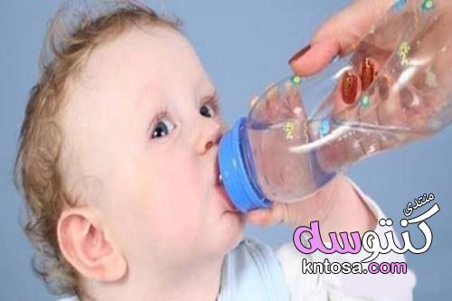 كيف تحببين طفلك في شرب الماء، فائدة الماء لطفلك kntosa.com_28_19_155