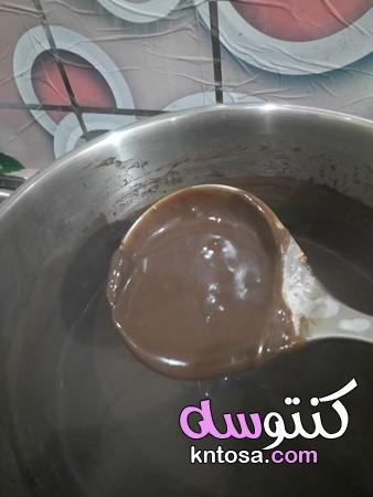 طريقة عمل البسكويت بالشوكولاتة، حلى البسكويت البارد بالكاكاو، حلويات باردة بالبسكويت والكاكاو kntosa.com_29_20_158