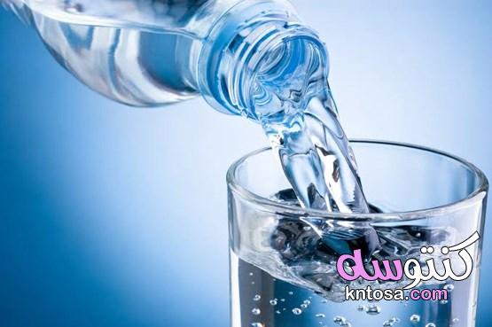 شرب الماء على معدة فارغة.. عادة صحية أم تقليد ضار؟ kntosa.com_30_19_157