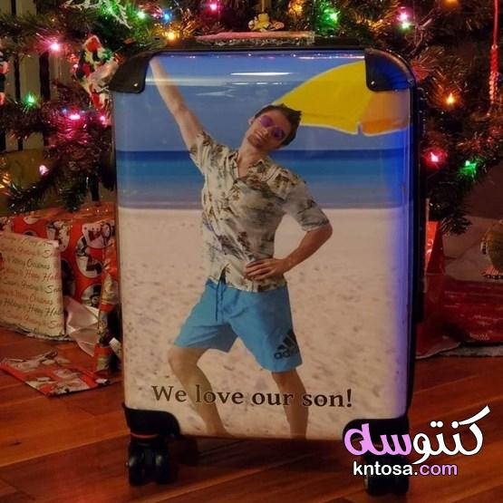 بطاقة للقطة.. وأغرب هدايا الكريسماس التي تثير الضحك 2020,عائلة لن تنسى يوم عيد الميلاد 2020 kntosa.com_31_19_157